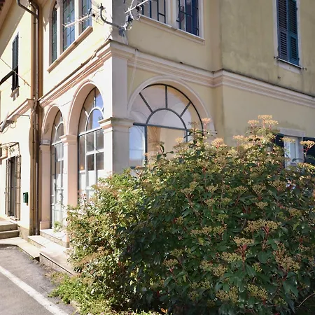 Appartamento La Prima Torre Charme - 6 Posti Letto - Giardino E Piscina Condivisa