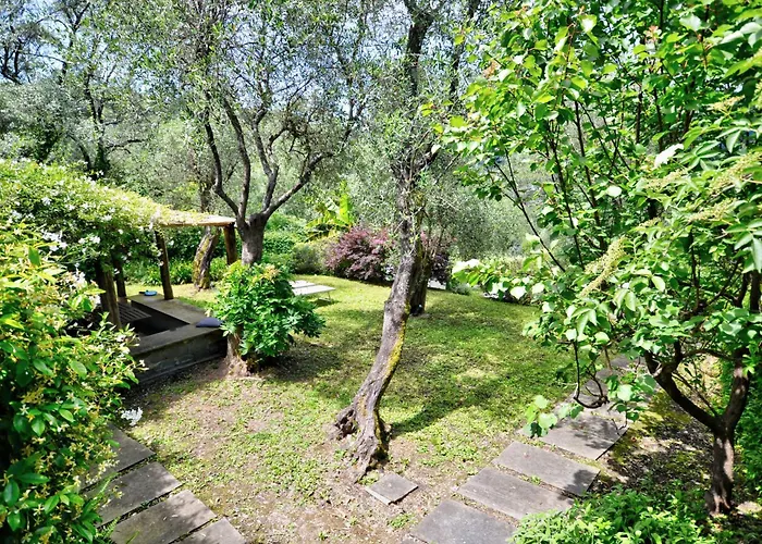 Lejlighed La Prima Torre Charme - 6 Posti Letto - Giardino E Piscina Condivisa
