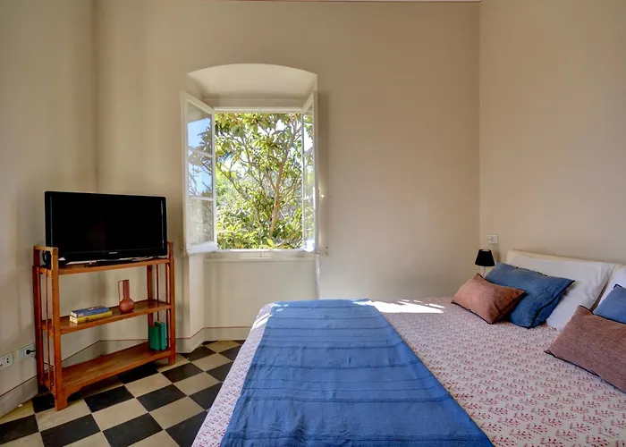 La Prima Torre Charme - 6 Posti Letto - Giardino E Piscina Condivisa San Lorenzo della Costa