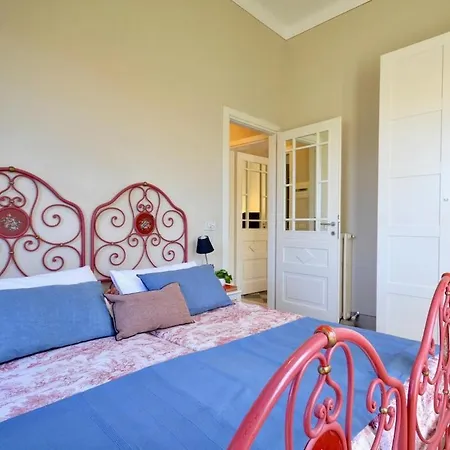 La Prima Torre Charme - Garden And Shared Pool *