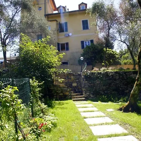 La Prima Torre Charme - Garden And Shared Pool Apartment *