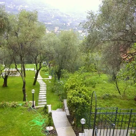 Apartment La Prima Torre Charme - Garden And Shared Pool San Lorenzo della Costa