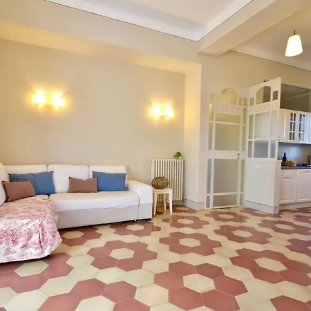 La Prima Torre Charme - 6 Posti Letto - Giardino E Piscina Condivisa San Lorenzo della Costa