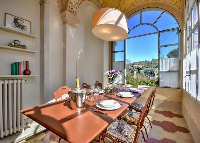 Apartamento La Prima Torre Charme - Garden&shared Pool