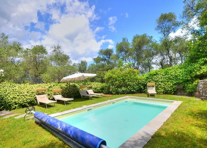 Apartamento La Prima Torre Charme - Garden&shared Pool *