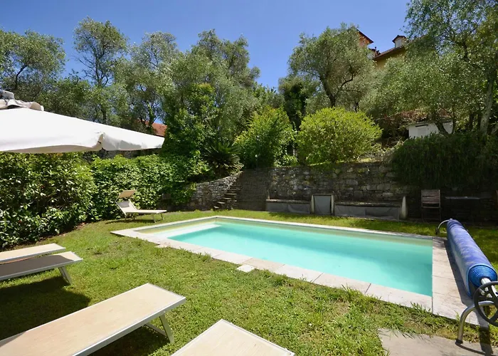 Apartamento La Prima Torre Charme - Garden&shared Pool *